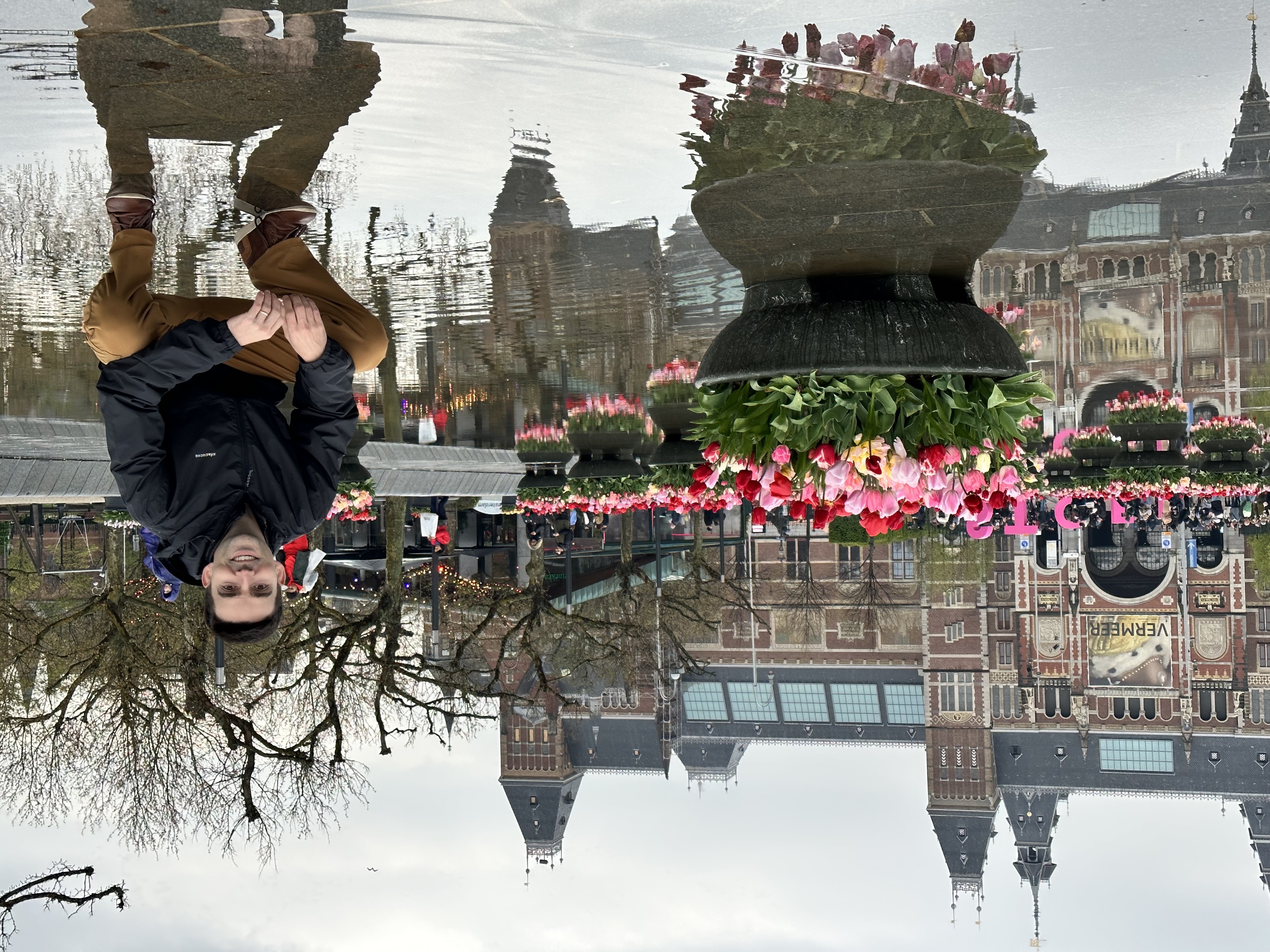Rotating outdoor image